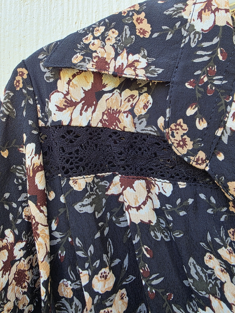 Aura The Label Midi Dress Floral Small New Cottagecore Farmgirl Crochet - Picture 7 of 14